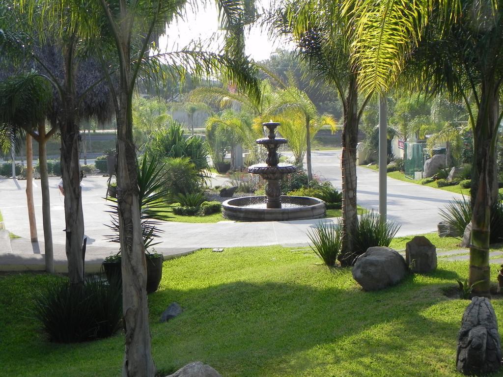 Zar Colima Hotel ภายนอก รูปภาพ