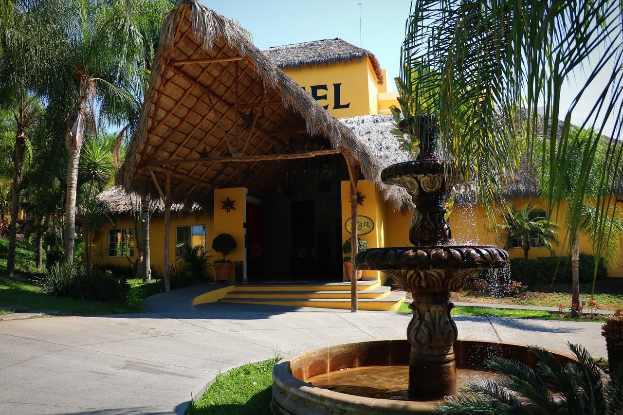 Zar Colima Hotel ภายนอก รูปภาพ