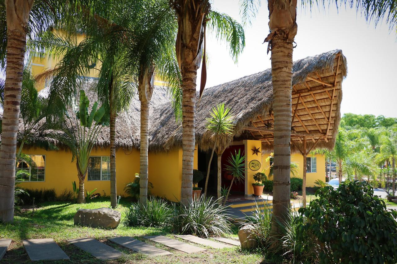 Zar Colima Hotel ภายนอก รูปภาพ