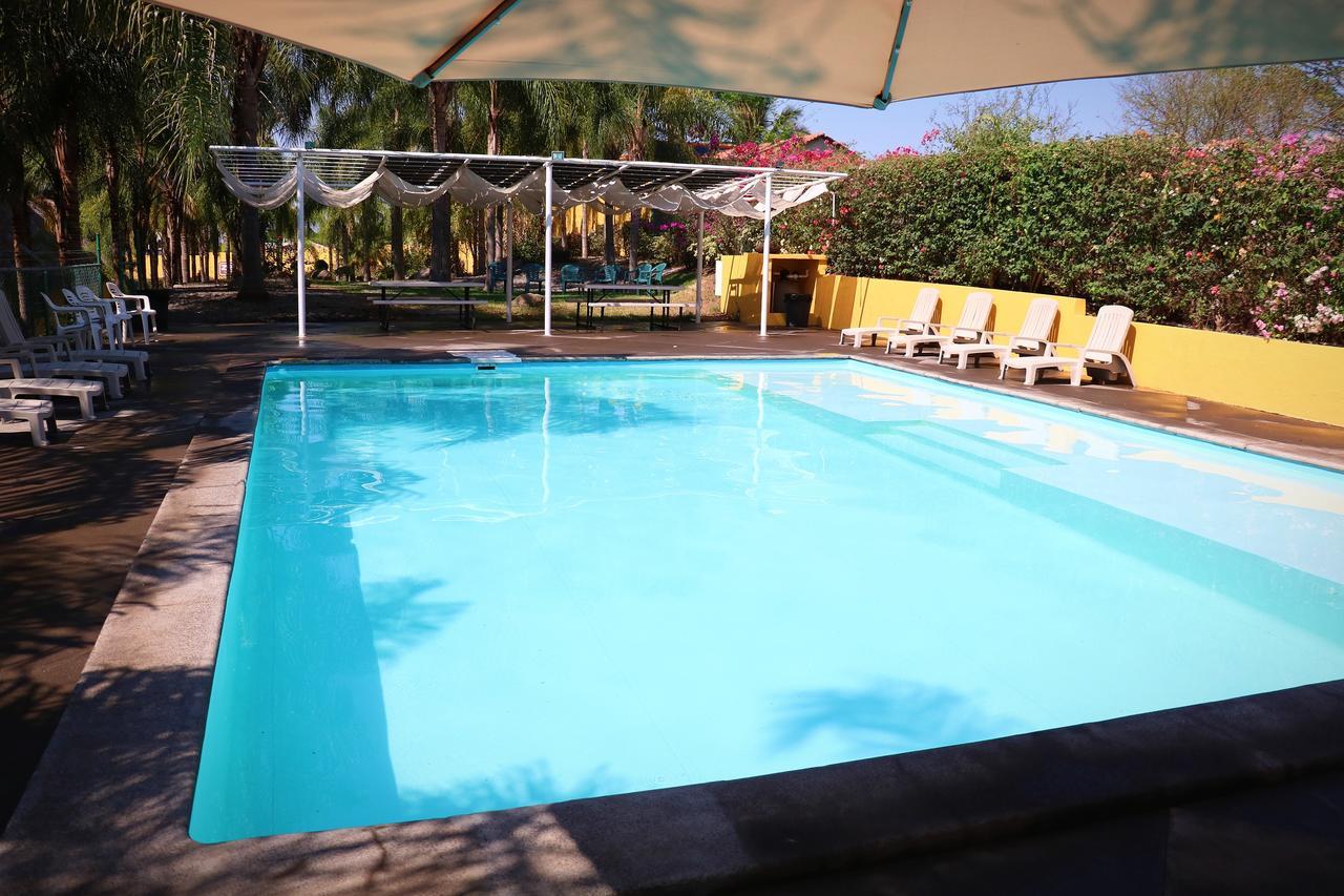 Zar Colima Hotel ภายนอก รูปภาพ